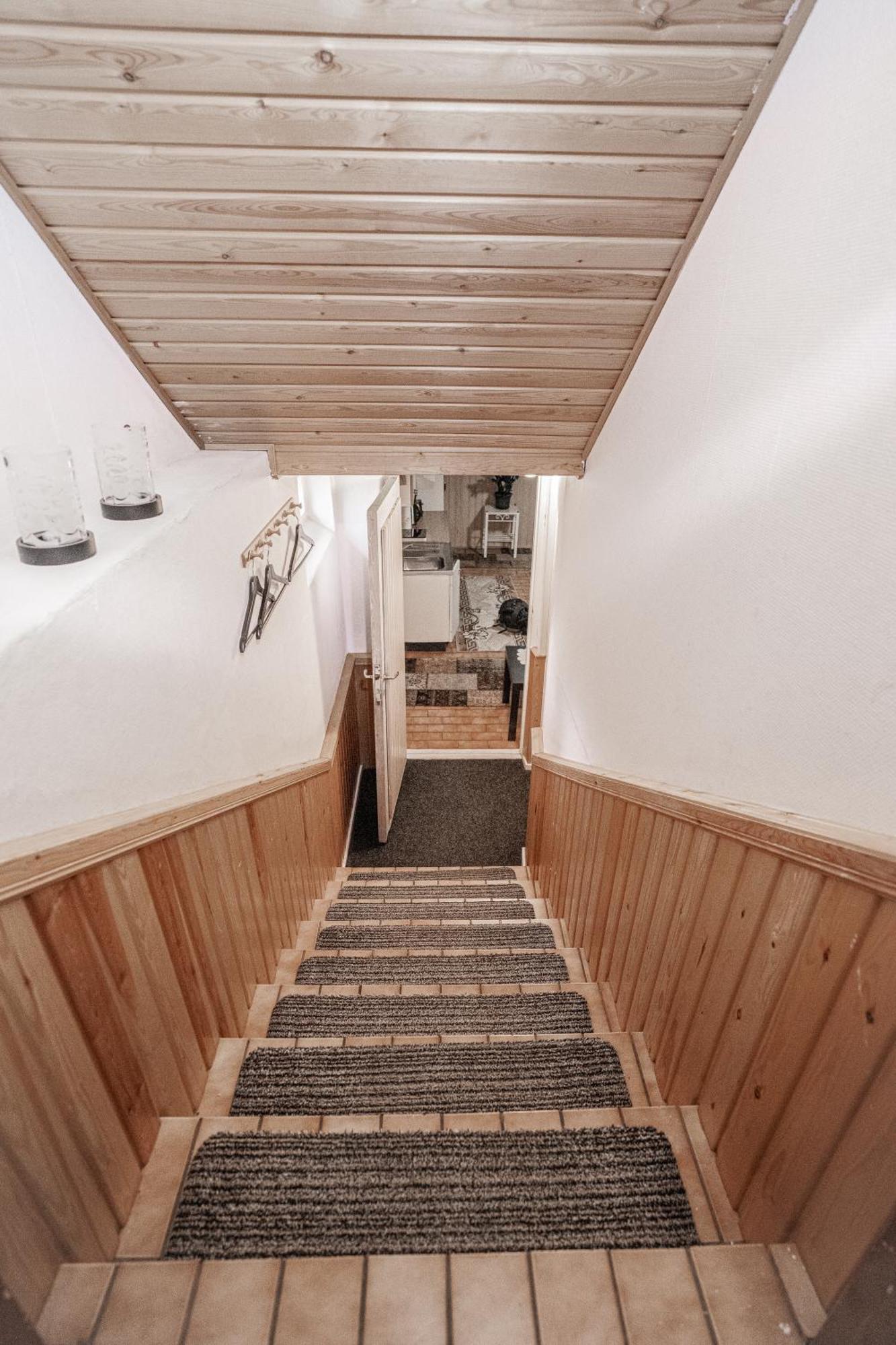 Mukava Kellarihuoneisto Jossa Sauna Ja Poreallas Apartment Jakobstad Bagian luar foto